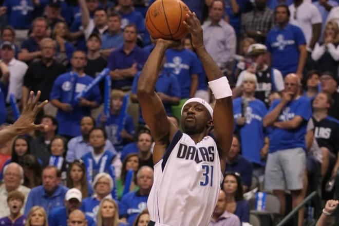 卫感到头疼 卫感到头疼